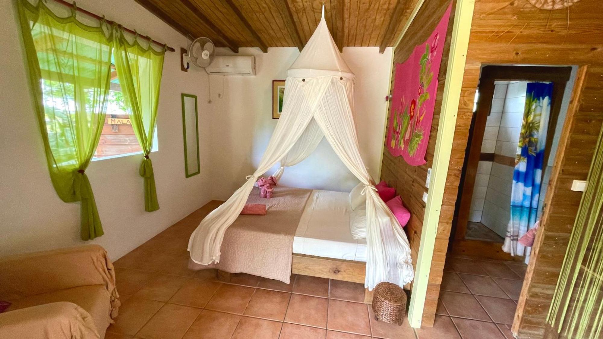 Gites Les Calebassiers Deshaies Quarto foto