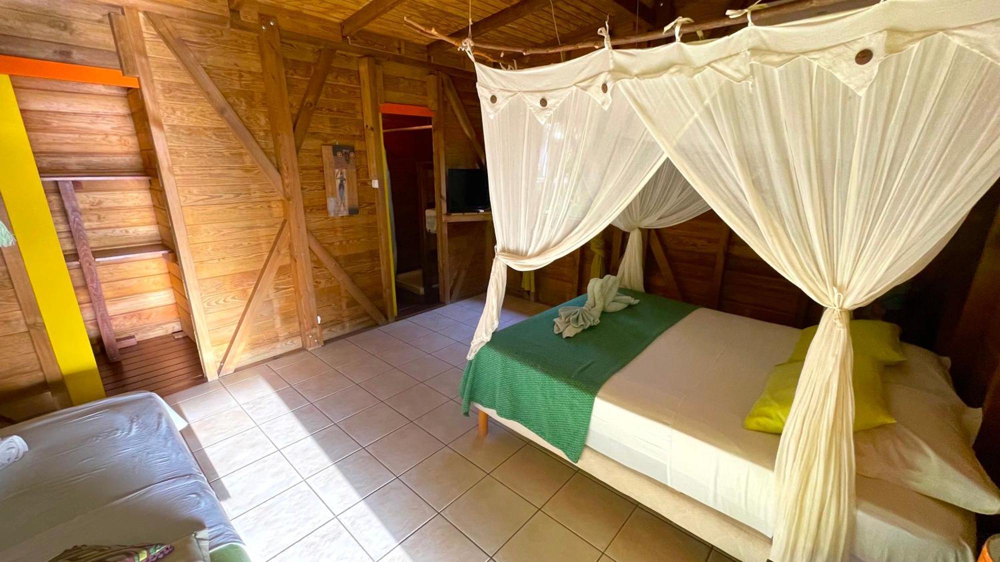 Gites Les Calebassiers Deshaies Quarto foto